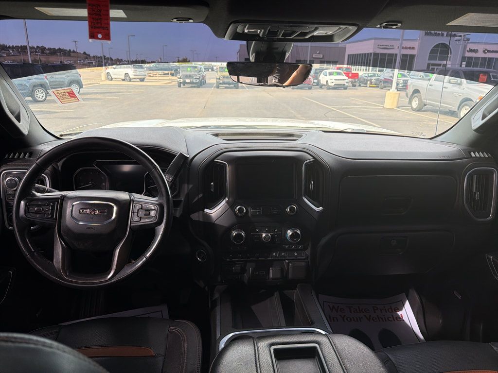 Used 2021 GMC Sierra 1500 AT4 w/ AT4 Value Package AWD/4WD image 11