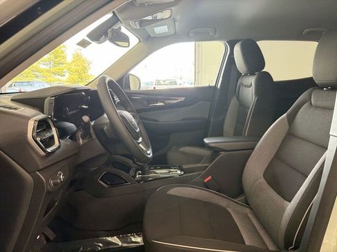 New 2026 Chevrolet TrailBlazer LT w/ Convenience Package FWD image 24