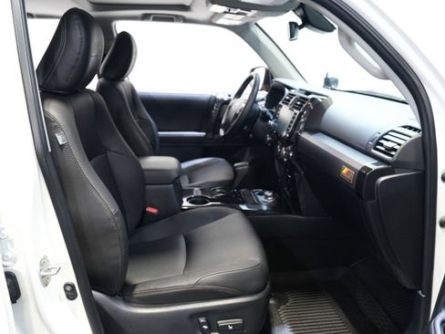 Used 2023 Toyota 4Runner 40th Anniversary SE image 37