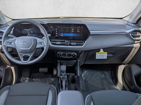 New 2026 Chevrolet TrailBlazer LT w/ Convenience Package AWD/4WD image 15