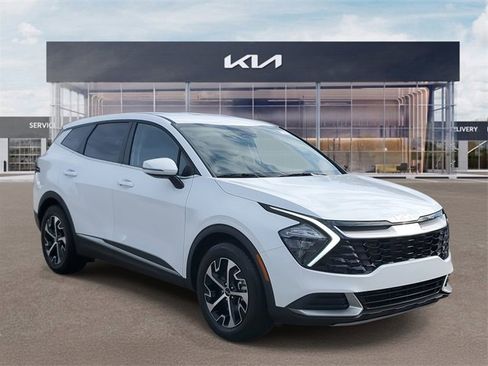 Certified 2023 Kia Sportage EX image 1
