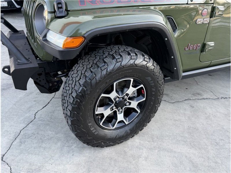 Used 2021 Jeep Wrangler Unlimited Rubicon AWD/4WD image 12