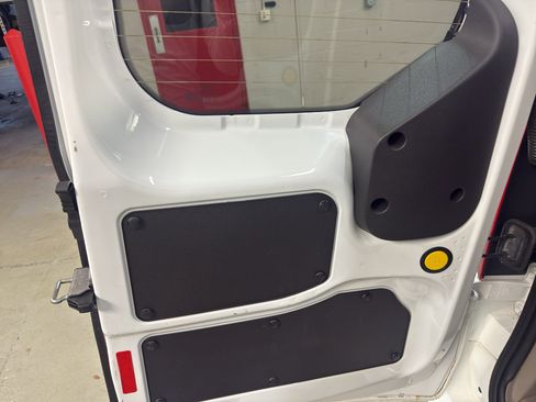 Used 2014 Ford Transit Connect XLT FWD image 27