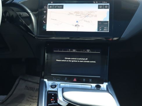 Used 2021 Audi e-tron Premium Plus w/ Premium Plus Package image 11