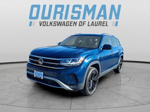 Used 2022 Volkswagen Atlas SE w/ Panoramic Sunroof Package image 5