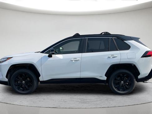 Certified 2023 Toyota RAV4 XSE w/ XSE Grade Weather Package AWD/4WD image 6