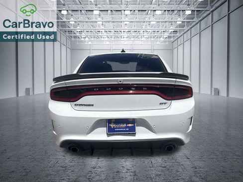 Used 2019 Dodge Charger GT RWD image 4