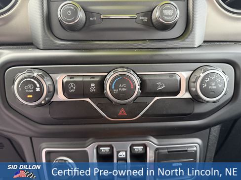 Used 2018 Jeep Wrangler Unlimited Sport S image 16