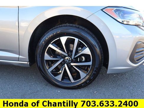 Used 2022 Volkswagen Jetta S image 29