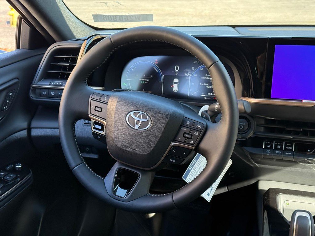 New 2026 Toyota Crown Signia AWD/4WD image 11