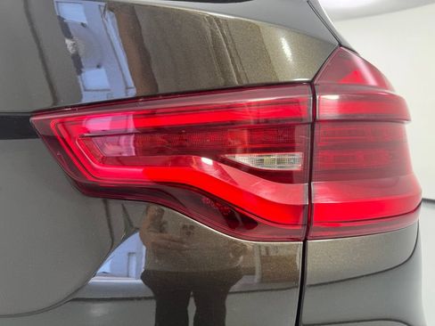 Used 2019 BMW X3 xDrive30i w/ Premium Package AWD/4WD image 8