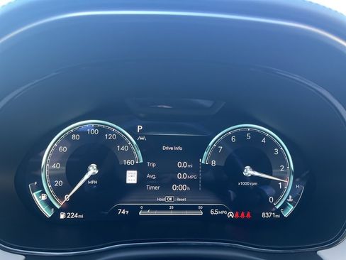 Used 2025 Genesis GV70 3.5T Sport w/ Sport Prestige Package image 19