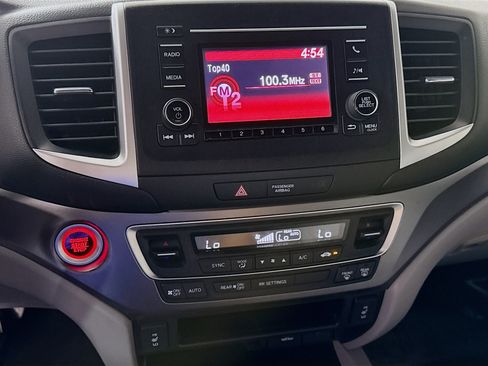 Used 2019 Honda Ridgeline RTL image 18