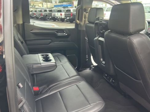 Used 2024 GMC Sierra 1500 SLT AWD/4WD image 24