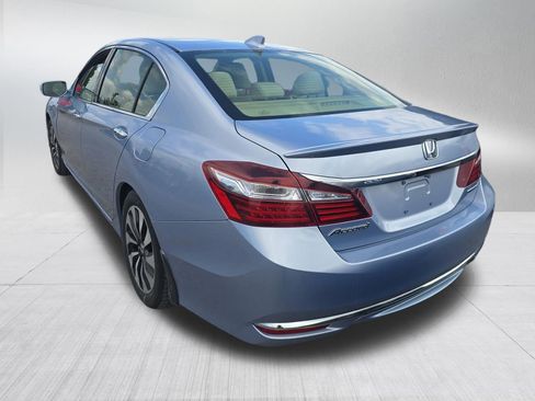 Used 2017 Honda Accord Hybrid Sedan image 6