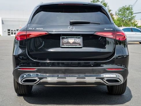 Used 2024 Mercedes-Benz GLC 300 4MATIC image 6