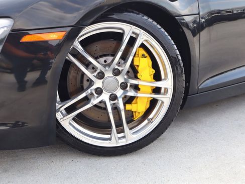 Used 2010 Audi R8 V8 AWD/4WD image 16