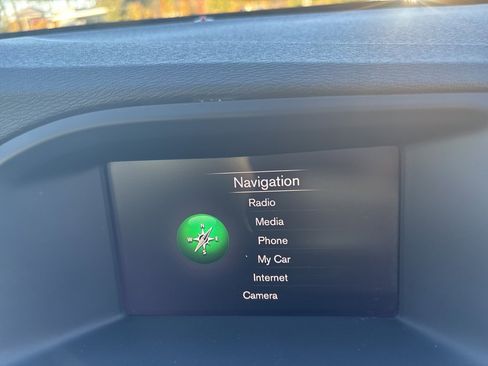 Used 2018 Volvo V60 T5 Dynamic w/ Vision Package image 35