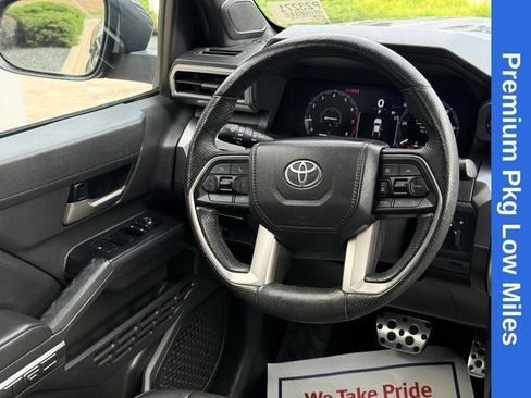 Used 2024 Toyota Tacoma TRD Sport w/ TRD Sport Premium Package AWD/4WD image 14