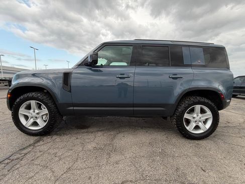 Used 2020 Land Rover Defender 110 HSE AWD/4WD image 4