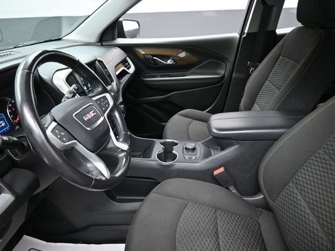 Used 2019 GMC Terrain SLE w/ Driver Convenience Package AWD/4WD image 16