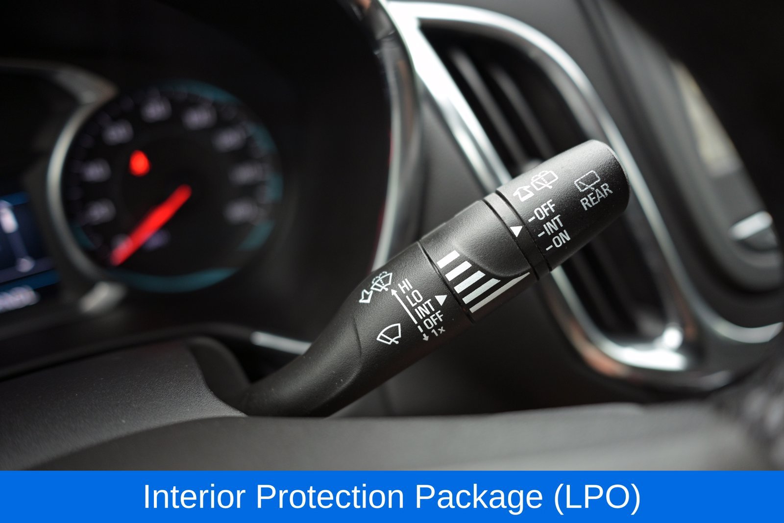 Used 2019 Chevrolet Equinox LT w/ Driver Convenience Package FWD image 21