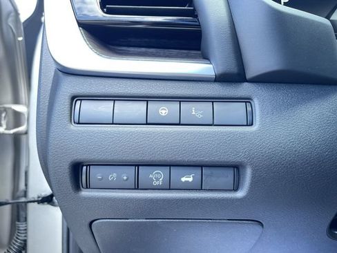 Used 2026 Nissan Rogue Platinum w/ Platinum Premium Package AWD/4WD image 18