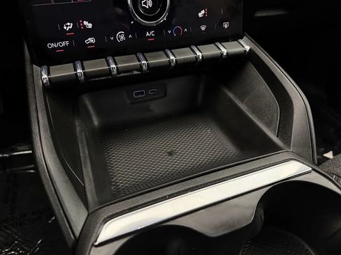 Used 2026 GMC Terrain Elevation FWD image 24