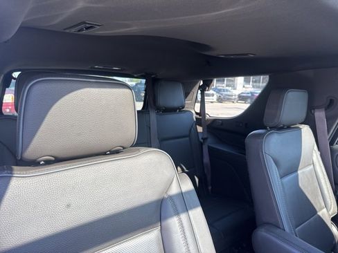 Used 2022 GMC Yukon Denali w/ Denali Ultimate Package image 10