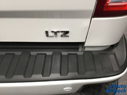 Used 2017 Chevrolet Silverado 1500 LTZ Z71 w/ LTZ Plus Package image 20