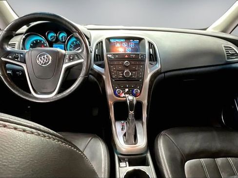 Used 2012 Buick Verano Leather FWD image 8