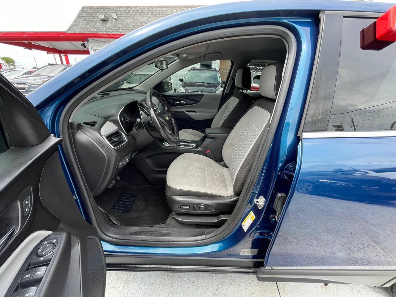 Used 2019 Chevrolet Equinox LT FWD image 9