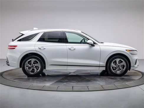 New 2026 Genesis GV70 2.5T Advanced image 6
