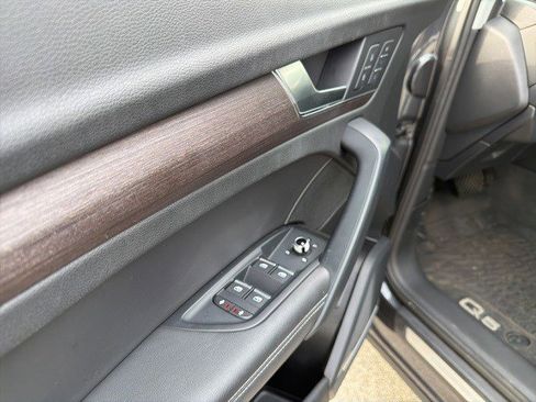 Used 2021 Audi Q5 Premium Plus w/ Premium Plus Package image 14
