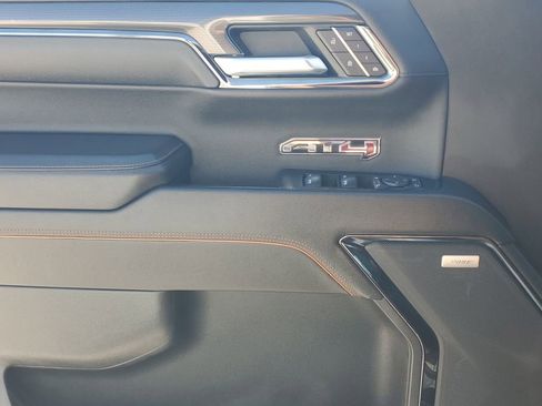 Used 2022 GMC Sierra 1500 AT4 w/ AT4 Preferred Package AWD/4WD image 24