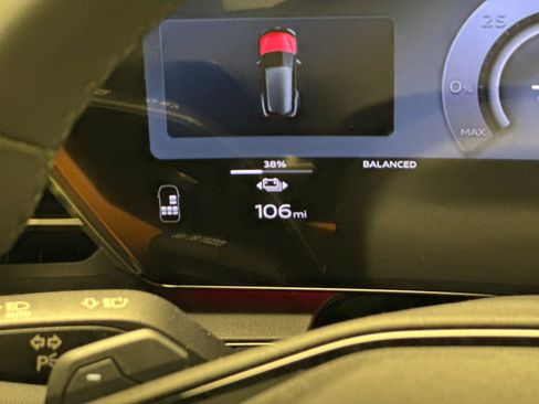 New 2027 Audi Q6 e-tron Premium Plus image 26