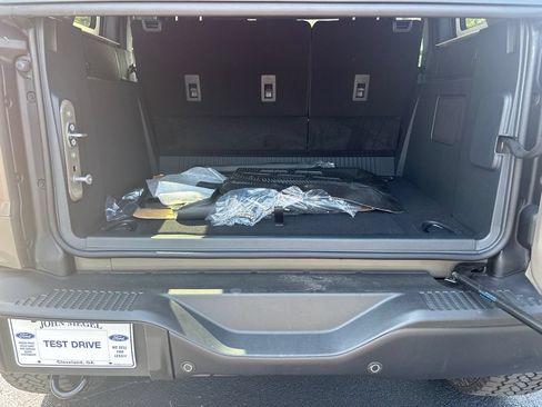 New 2026 Ford Bronco Heritage Edition AWD/4WD image 21