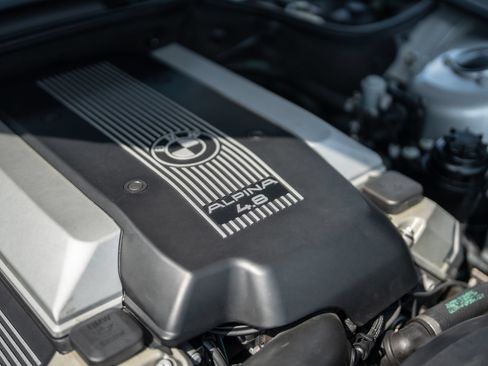 Used 2003 BMW Z8 RWD image 49