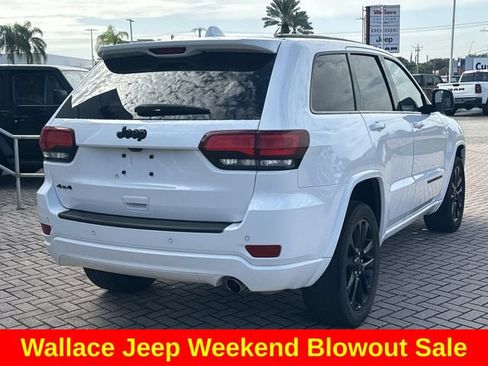Used 2021 Jeep Grand Cherokee Laredo X AWD/4WD image 7