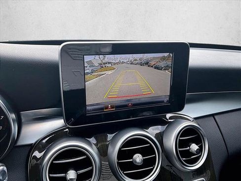 Used 2018 Mercedes-Benz C 300 4MATIC Sedan image 21
