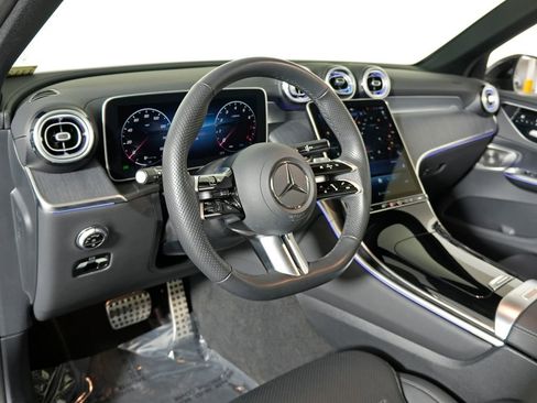 Certified 2025 Mercedes-Benz GLC 300 4MATIC image 14