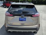 Used 2020 Ford Edge SEL w/ Convenience Package image 3