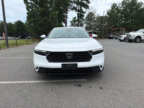 Used 2024 Honda Accord EX-L image 3