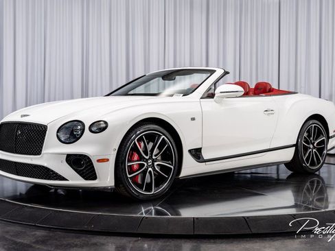 Used 2020 Bentley Continental GT First Edition image 12