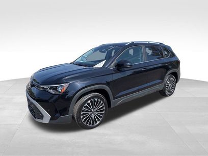 New 2025 Volkswagen Taos SE