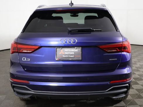 Used 2023 Audi Q3 2.0T Premium w/ Convenience Package image 12