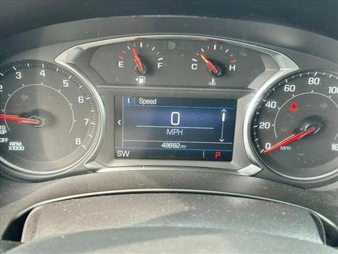 Used 2024 GMC Terrain SLE FWD image 20