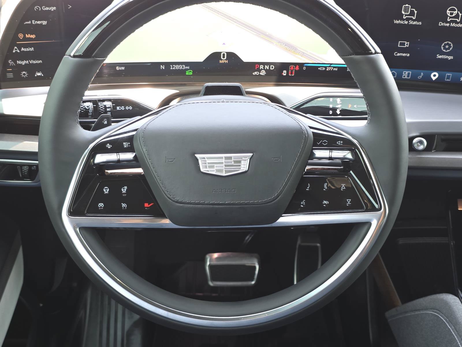 Certified 2026 Cadillac Vistiq Premium Luxury w/ LPO, Floor Liner Package AWD/4WD image 15