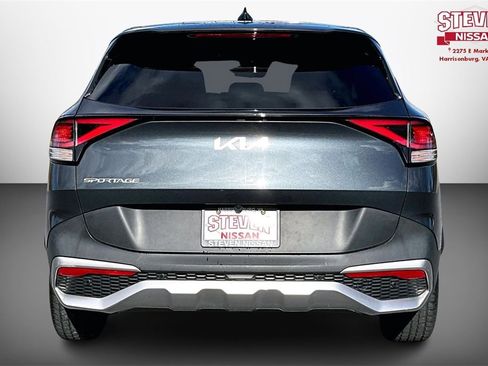 Used 2023 Kia Sportage LX image 5