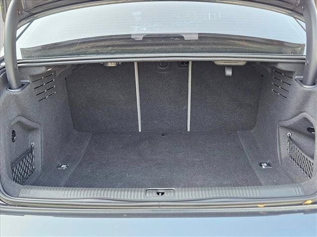 Used 2022 Audi A4 2.0T Premium Plus w/ Premium Plus Package AWD/4WD image 6